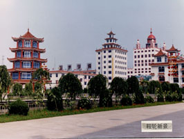 标题：鞍轮集团的科研团队